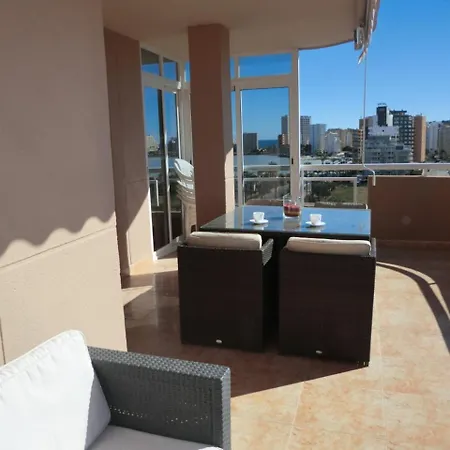 Edificio Oasis *